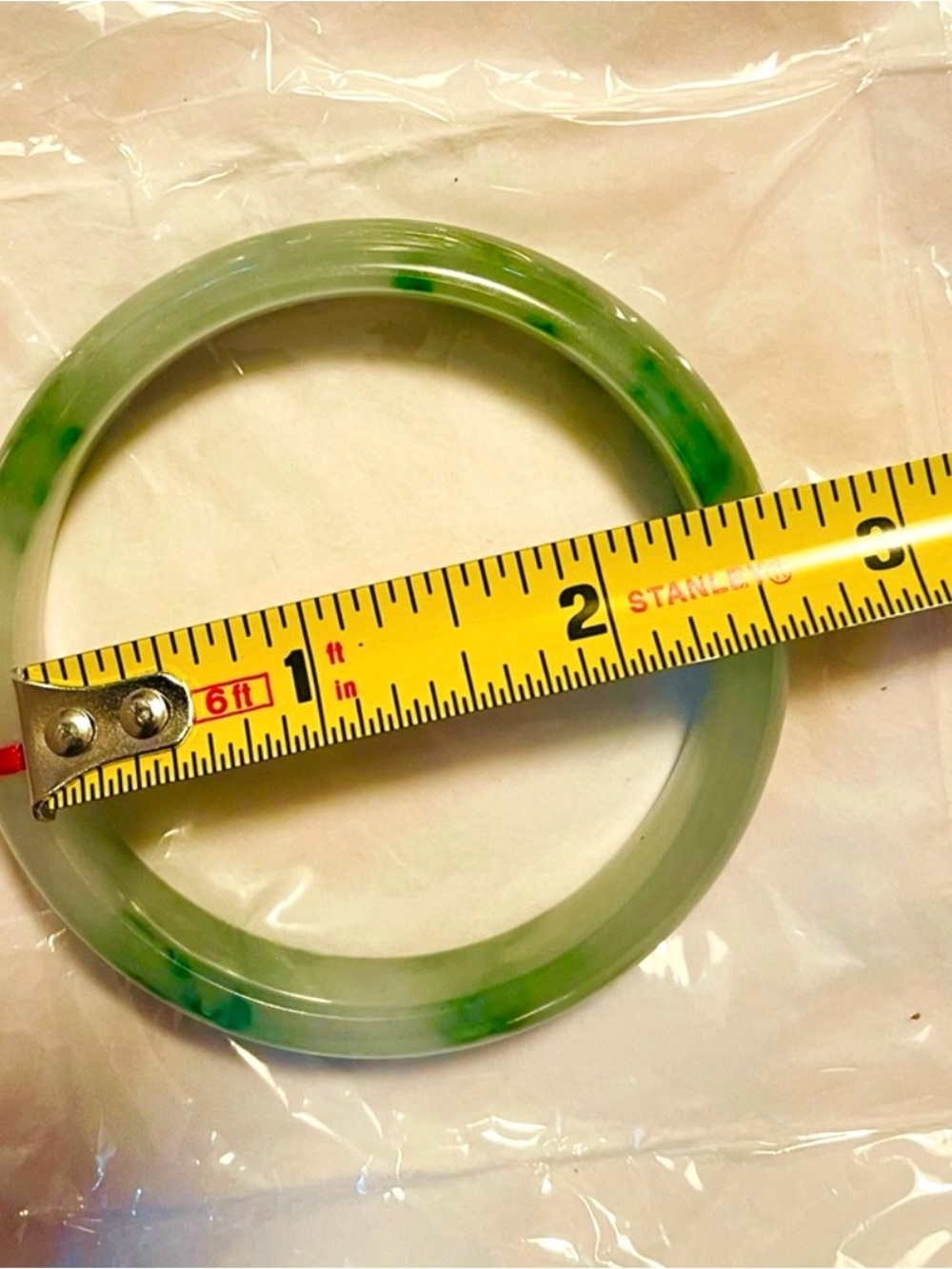 Beautiful jade bangle View 5